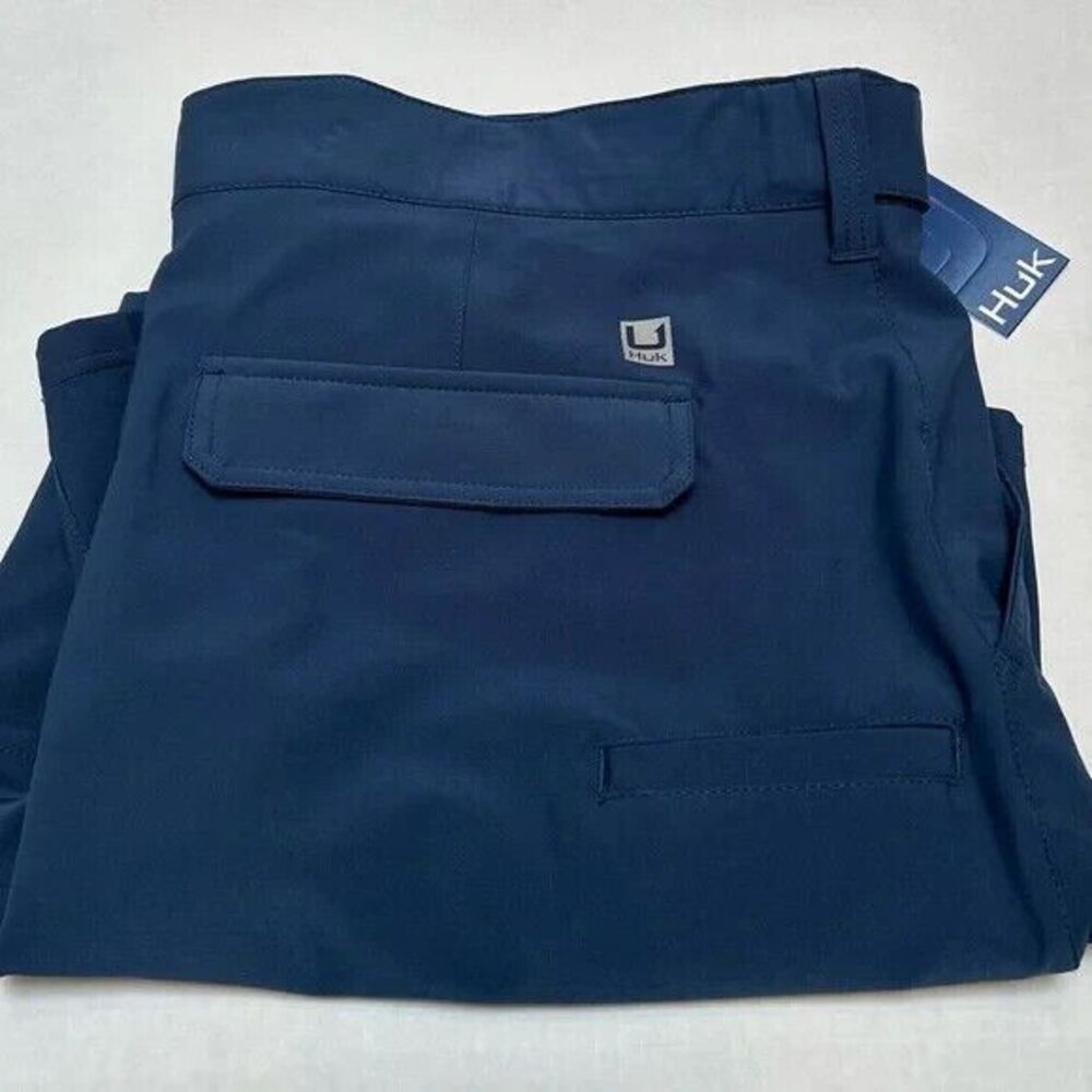 HUK NWT Pursuit 8.5" Hybrid Performance‎ Polyester Blend Blue Shorts size XXL